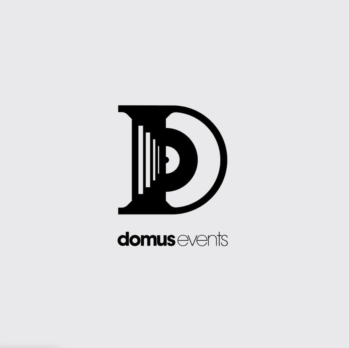 A monogram for Domus Events: a D built from fluted columns, in black on light grey.